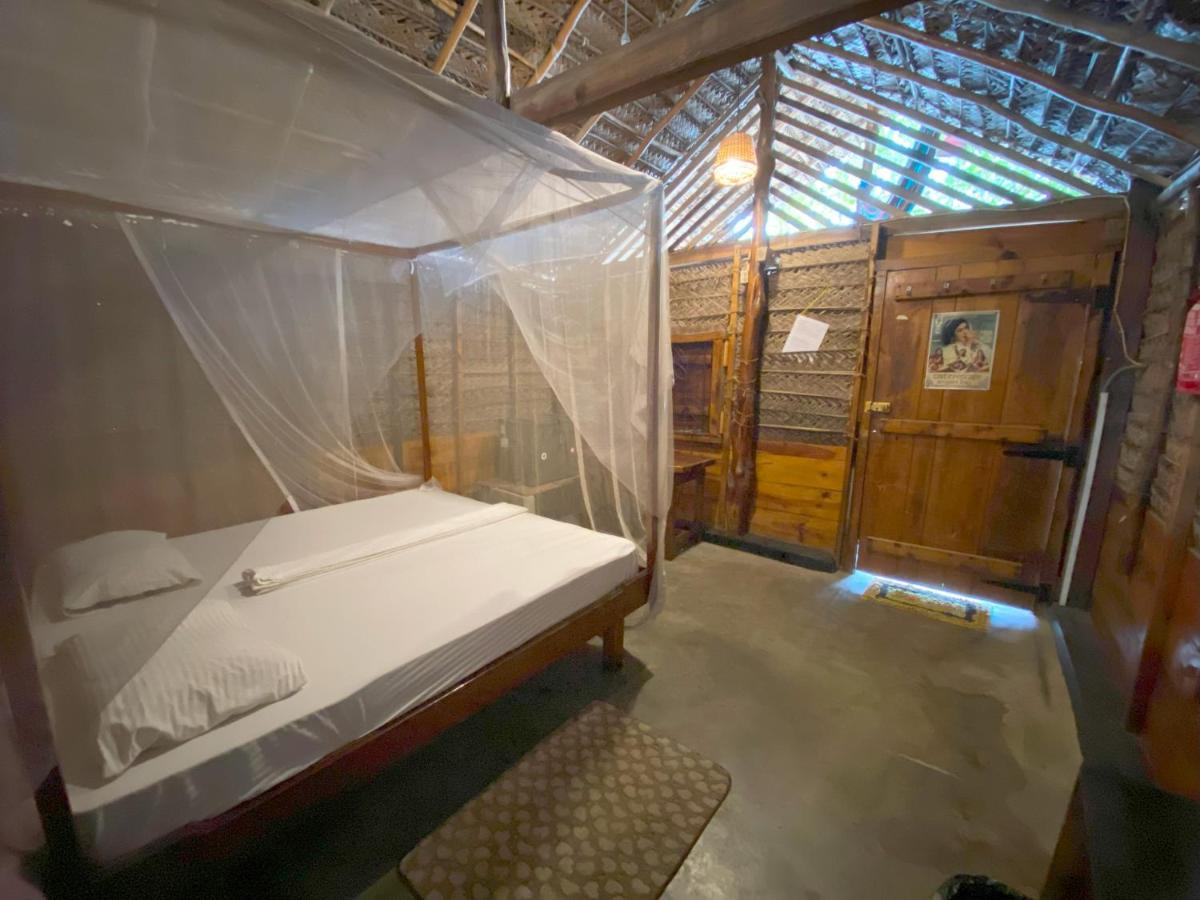 Hotel Watermusic Baie d'Arugam Extérieur photo