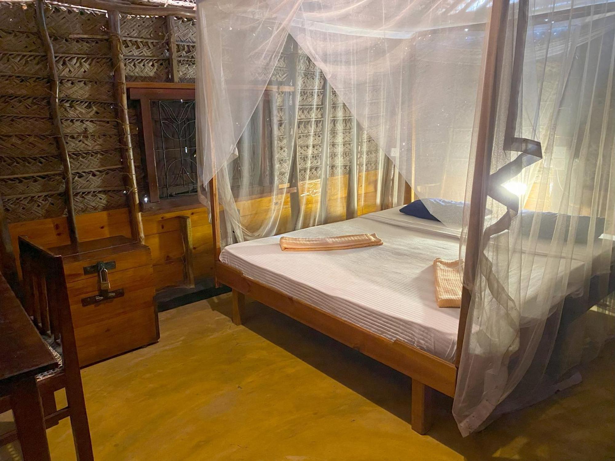 Hotel Watermusic Baie d'Arugam Extérieur photo