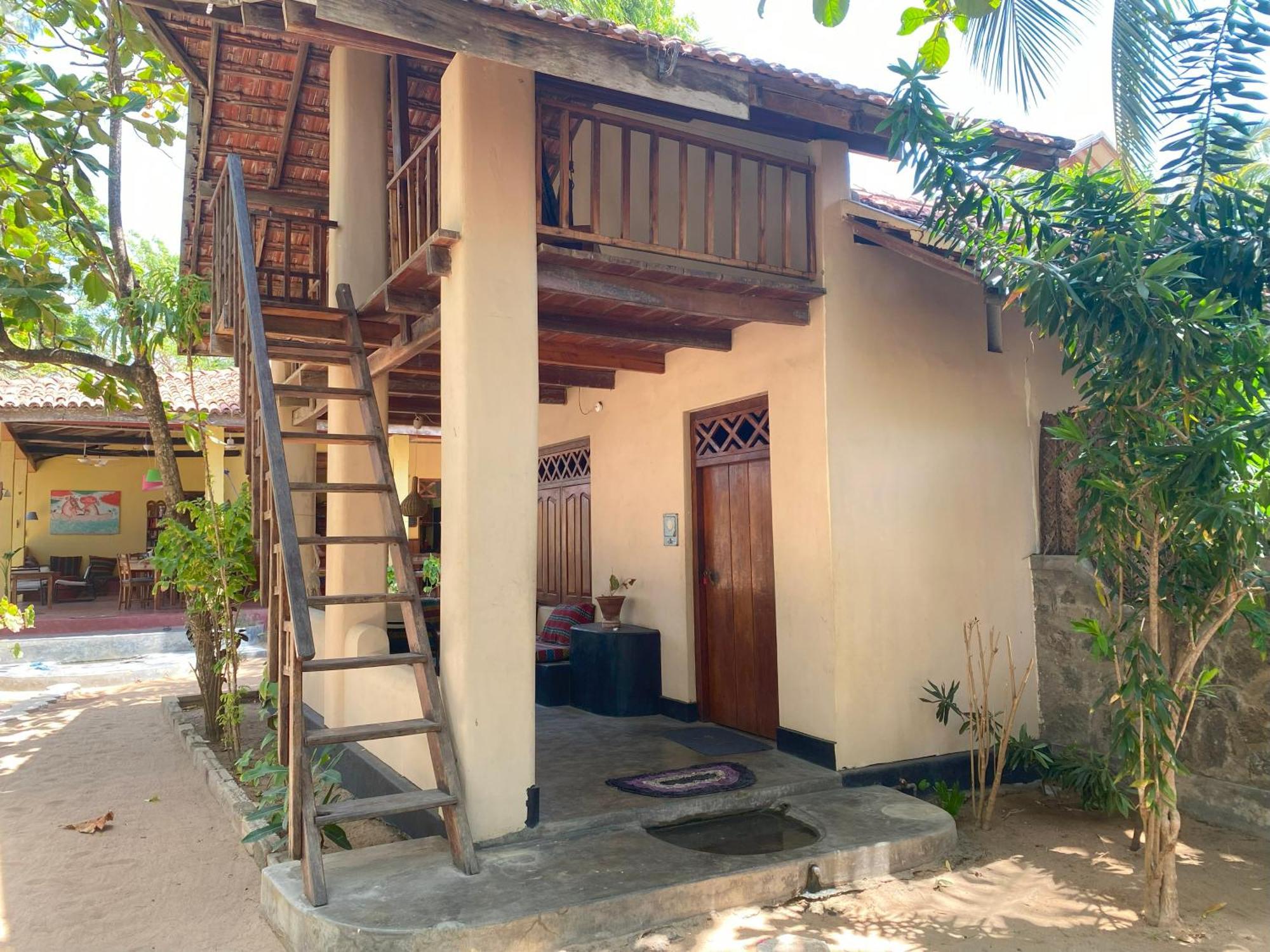 Hotel Watermusic Baie d'Arugam Extérieur photo